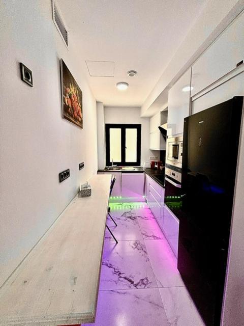 Vila Lova- Luxury Apartments Рокетас-де-Мар Экстерьер фото