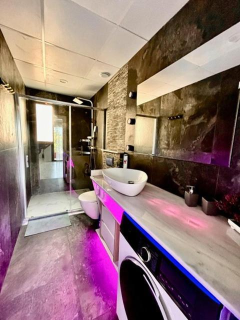Vila Lova- Luxury Apartments Рокетас-де-Мар Экстерьер фото